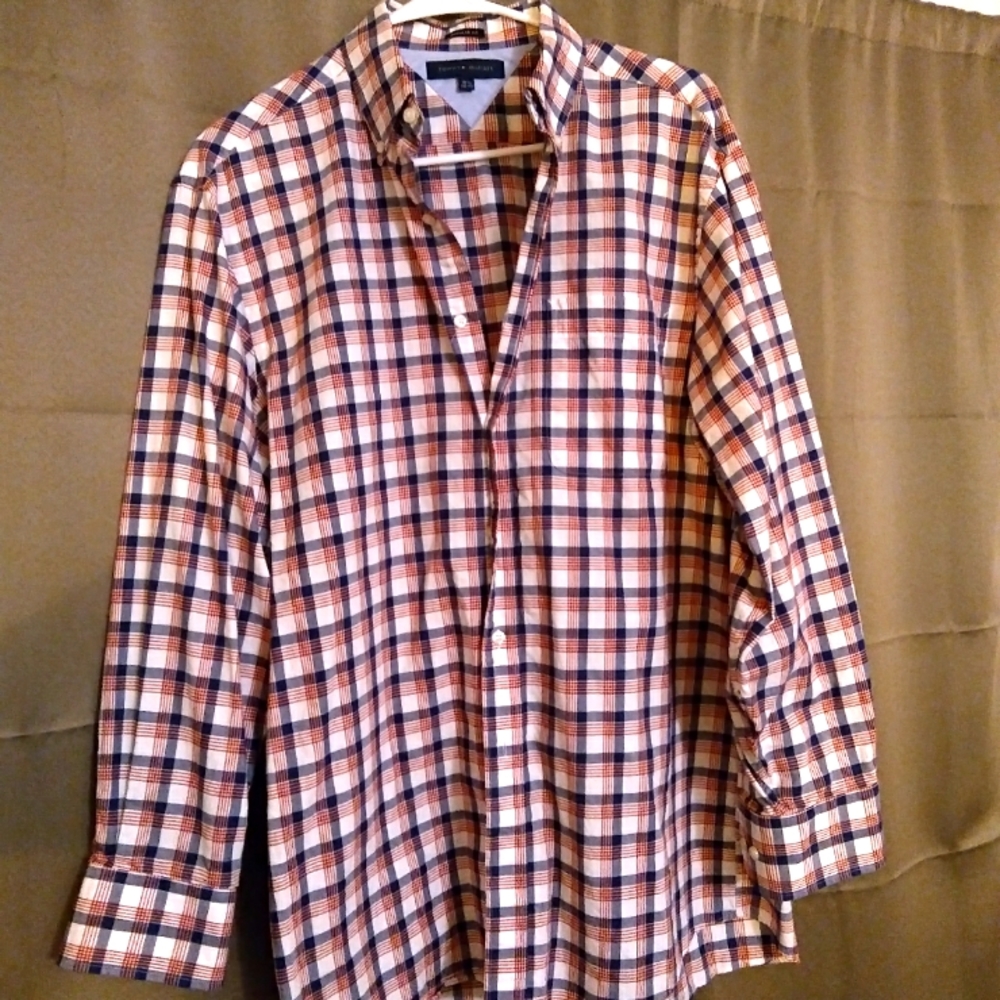 Tommy Hilfiger Red white & blue Men's Long Sleeve Button shirt p2p 22" 32-33